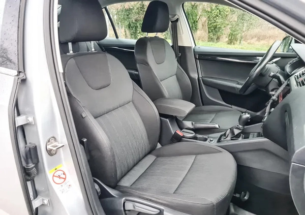 Skoda Octavia cena 47900 przebieg: 242000, rok produkcji 2017 z Krotoszyn małe 254